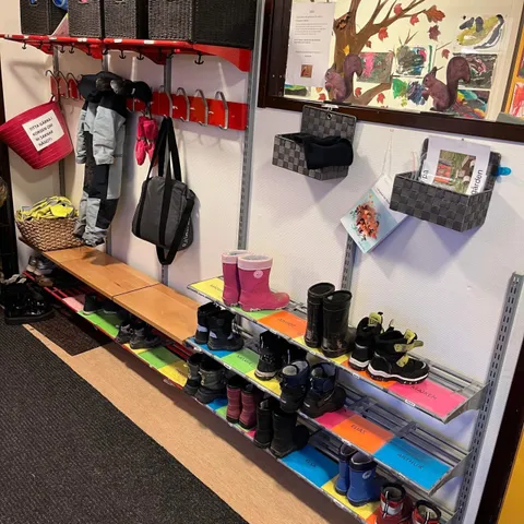 Hallen inomhus på Ekorrbarnens förskola i Åryd, Växjö